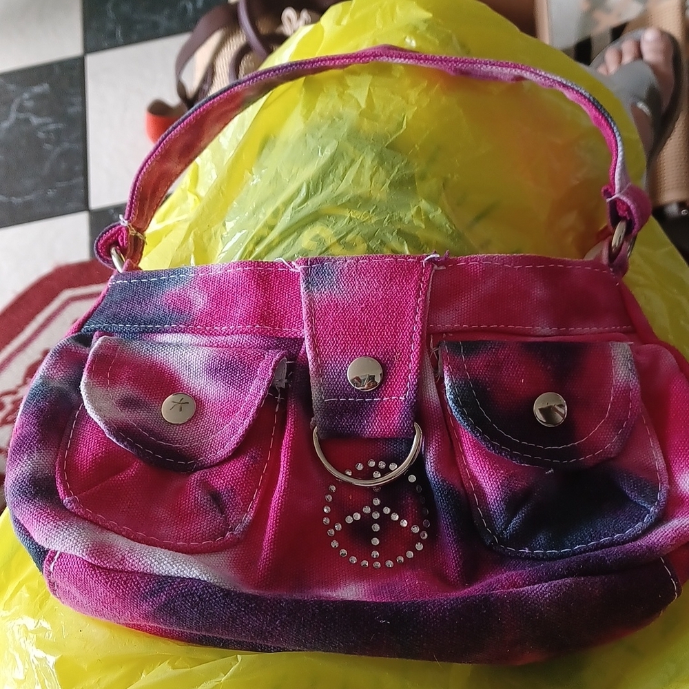 *Undee bandz y2k cute rhinestone peace sign purse